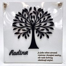 Dřevěná deska 13x13cm strom bez kořenů bílá s nápisem - Rodina, je jako větve stromů