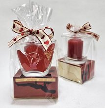 Dárkové balení Valentýn srdce - Svícen skl. + 2x svíčka válec 35x55mm s vůní - EROTIC